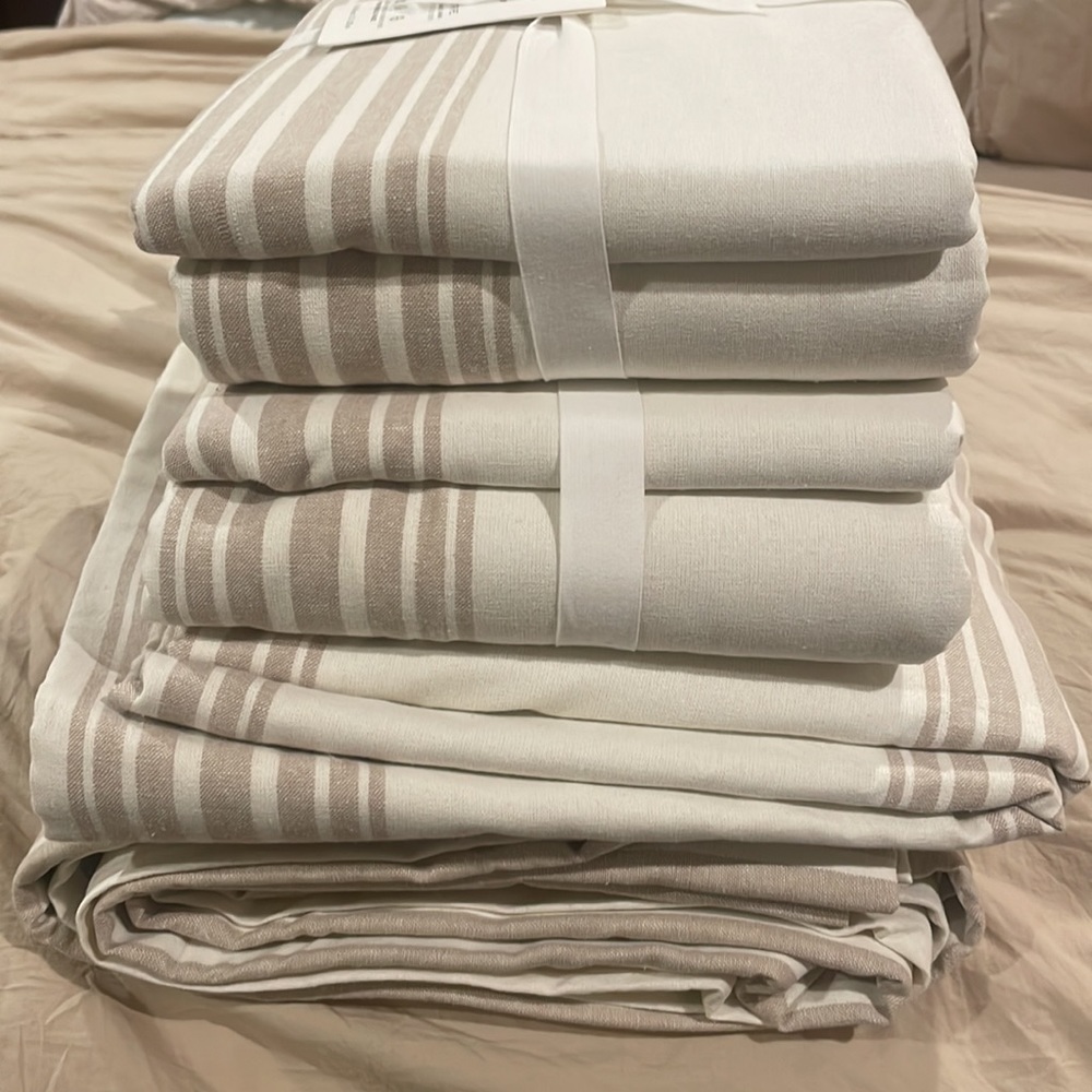 POTTERY BARN BLACKOUT CURTAINS - Picture 2 of 6